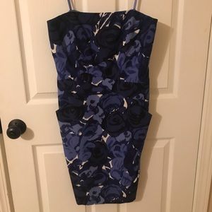 Blue strapless dress with pockets!